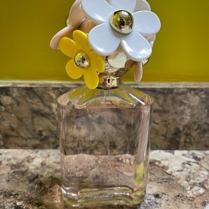 NWOT Daisy Marc Jacobs Perfume
